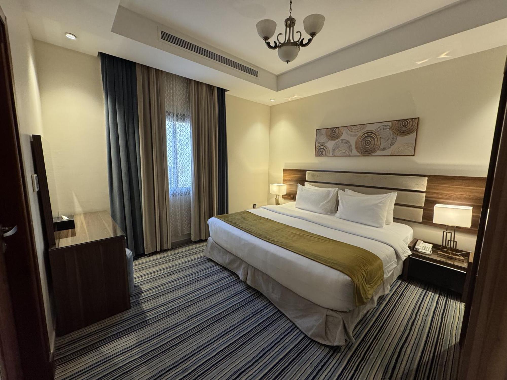 Friesian Hotel Suites Джедда Экстерьер фото