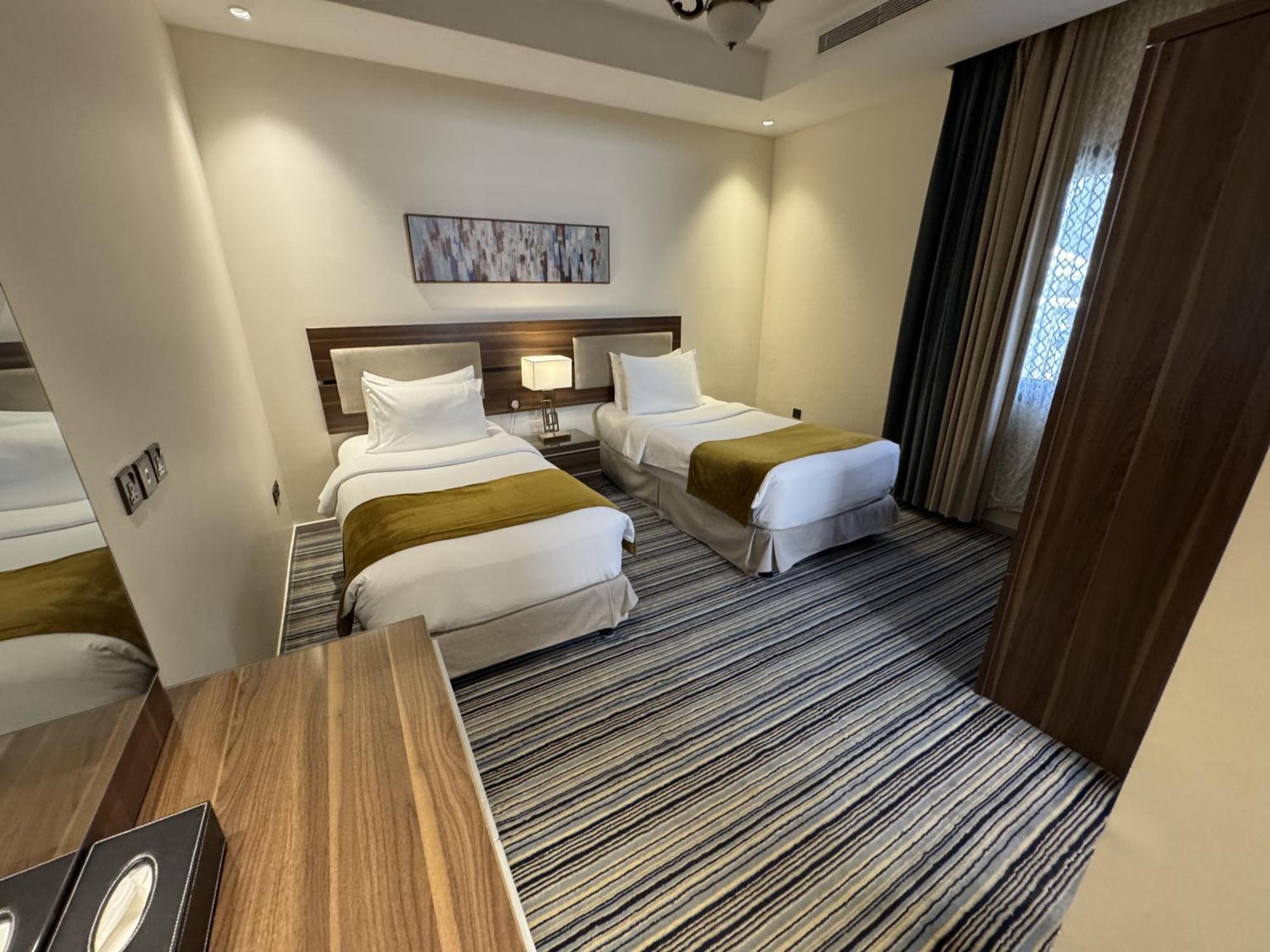 Friesian Hotel Suites Джедда Экстерьер фото