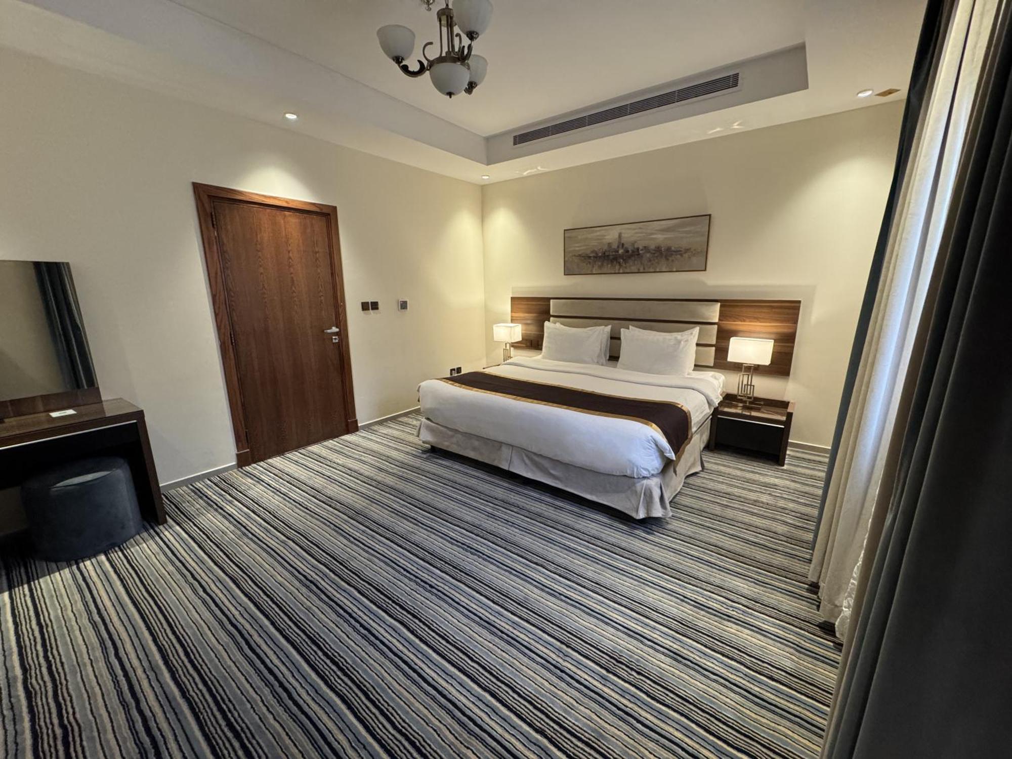Friesian Hotel Suites Джедда Экстерьер фото